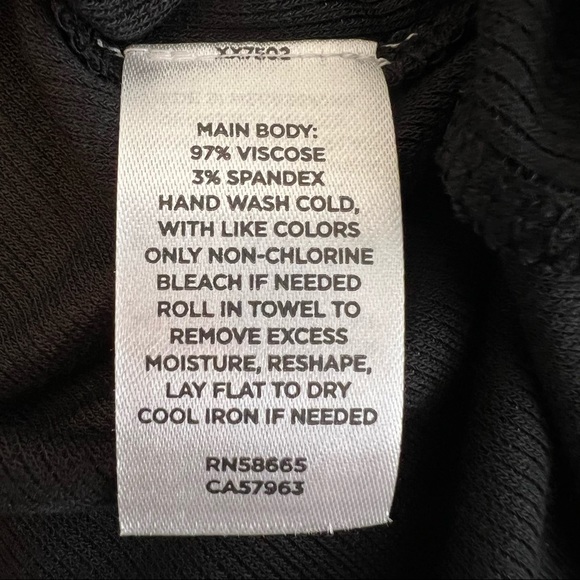 NWOT BP. Essential Long Sleeve Base Layering T- Shirt - Picture 6 of 6